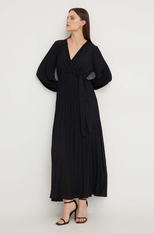 Answear Lab sukienka rozkloszowany czarny pm8731.fh