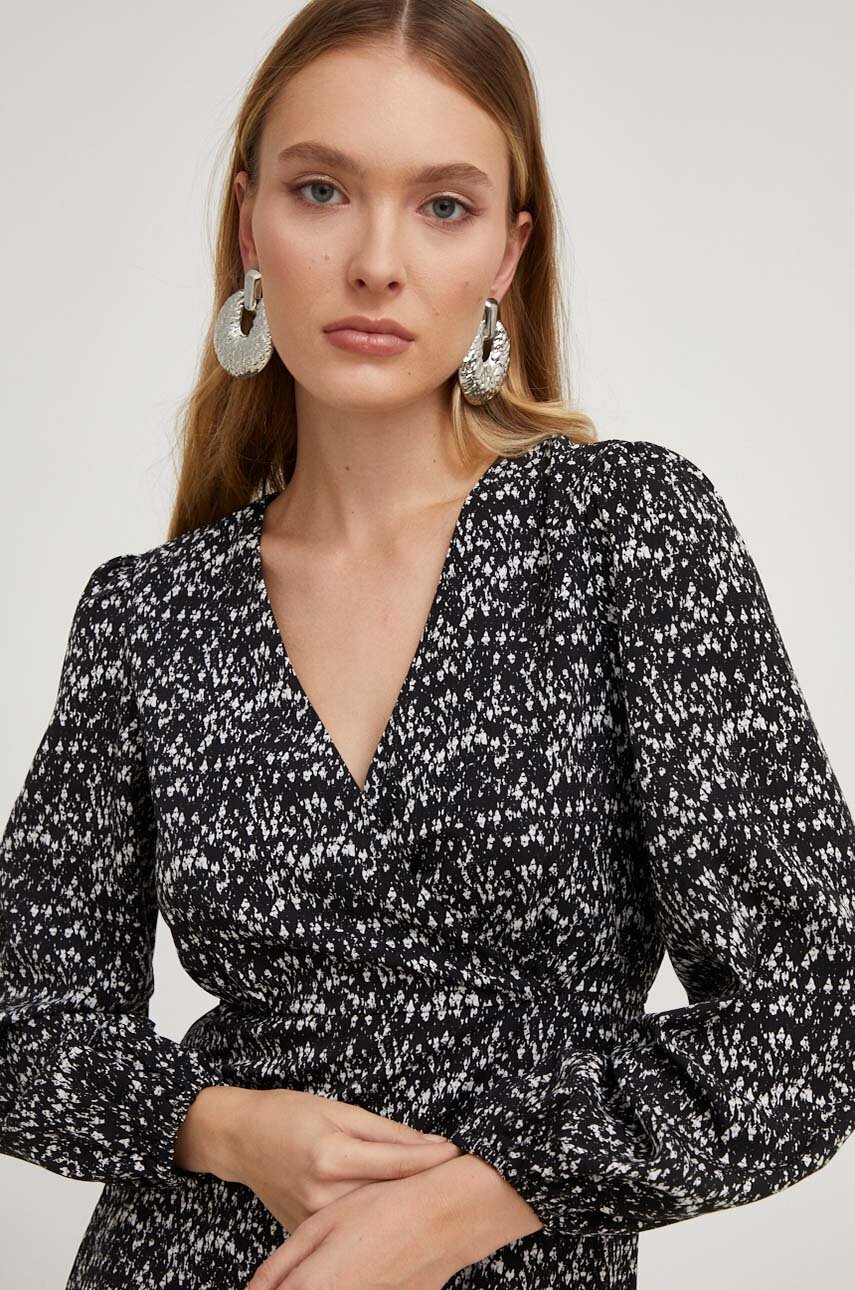 Answear Lab sukienka czarny T1250.fh