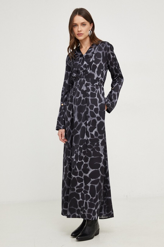 Answear Lab sukienka czarny d643.iw