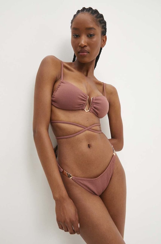 Plavkové nohavičky Answear.LAB nášivka hnedá 66141.dol.ims