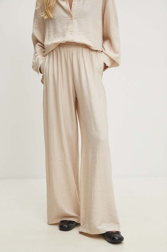 Πουκάμισο και παντελόνι Answear.LAB μπεζ 4177.TMS