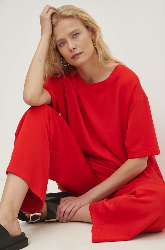 Answear Lab t-shirt i spodnie z elastanem czerwony 01153.01155.fms