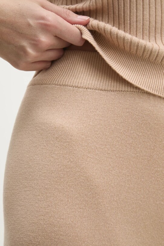 Answear Lab pantaloni, top și cardigan mc2402.FLK