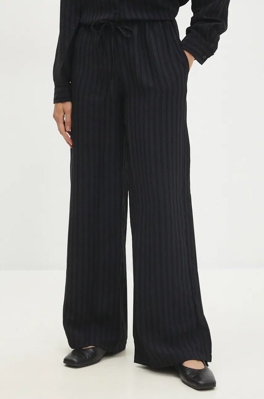 Answear Lab cămașă și pantaloni negru 877.tms