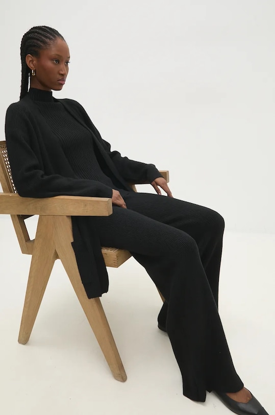 Answear Lab compleu tricotaj negru C156A.hos