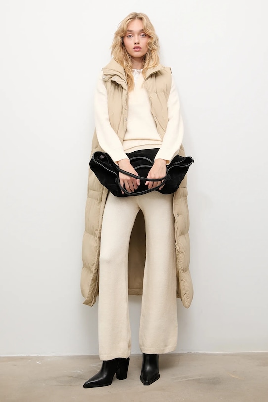 Безрукавка Answear.LAB LJK.TONEYGILSTN.ums бежевый WZ24