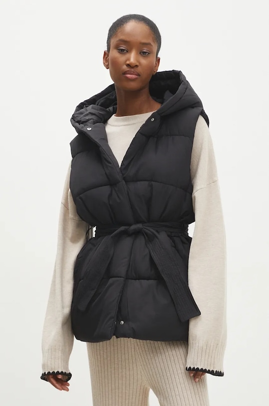 Елек Answear Lab с изолация черен LJK.VINEPKA.ums