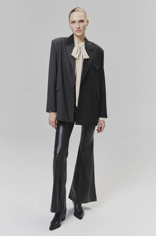 Sako Answear.LAB 130822.tos crna WZ24