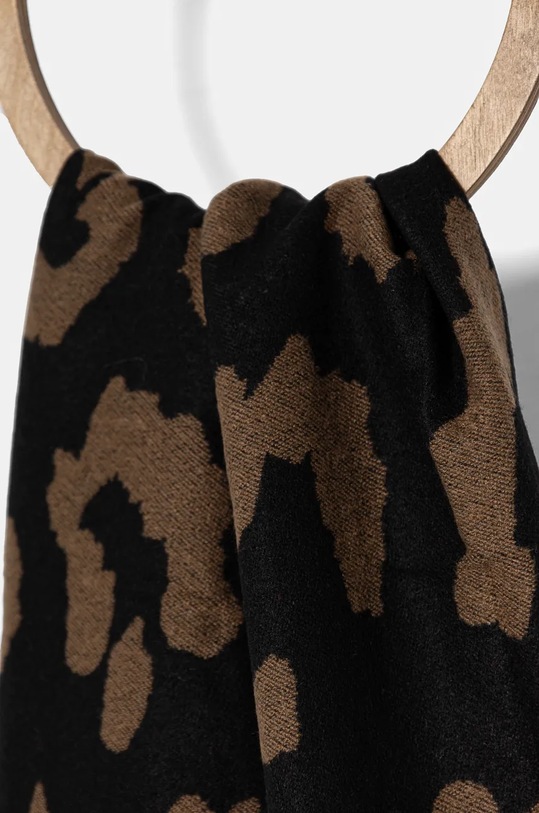 Answear Lab szalik yf323.ios czarny WZ24