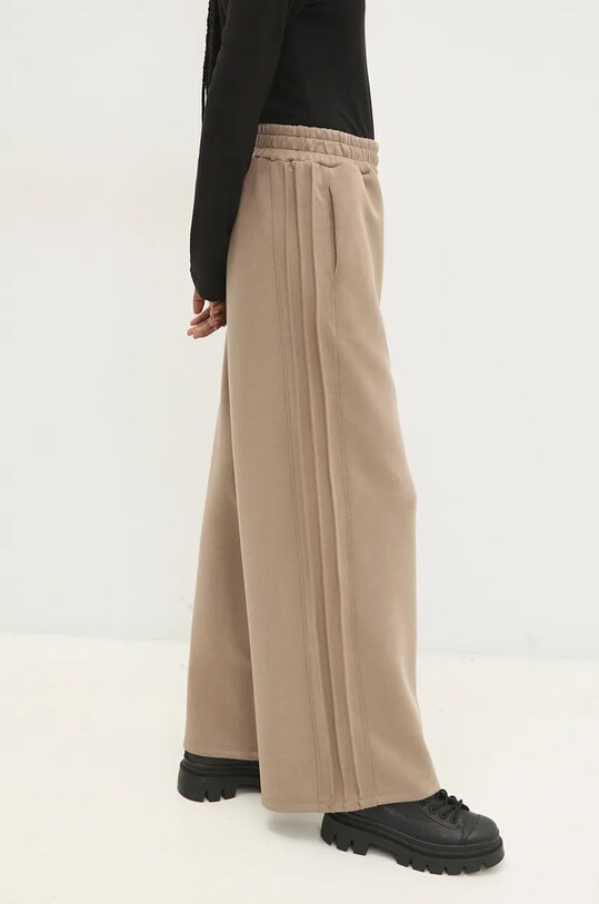 Answear Lab pantaloni de trening bej LD1463.hos
