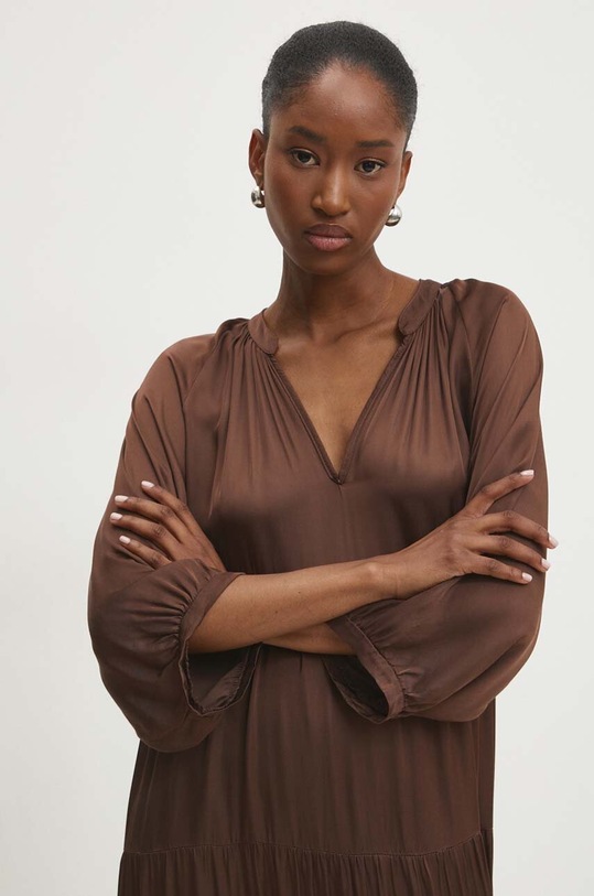 Answear.LAB sukienka 94173.ijs brązowy