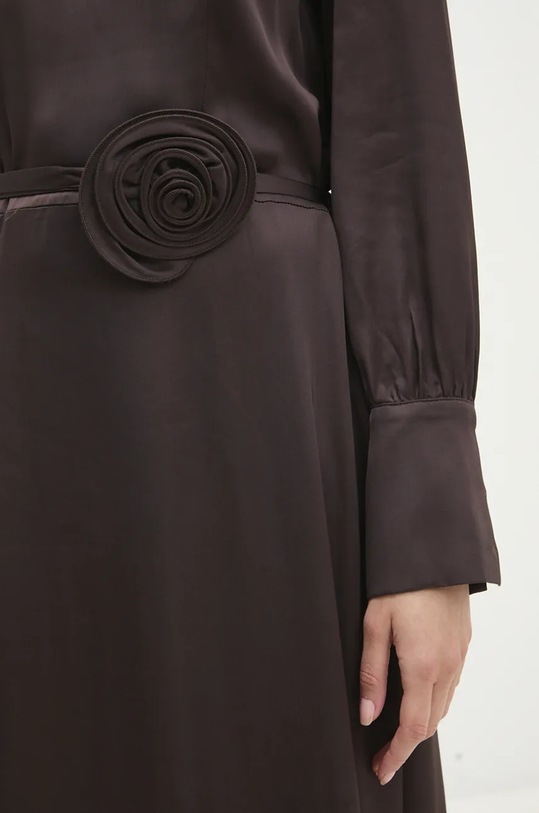 Answear.LAB sukienka ed020368.ilk brązowy