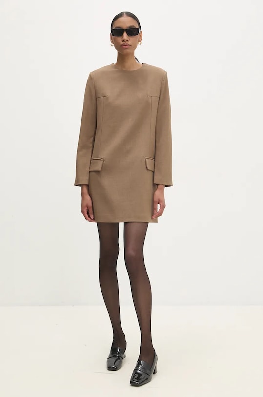 Φόρεμα Answear.LAB με ελαστάν μπεζ b9662.ios