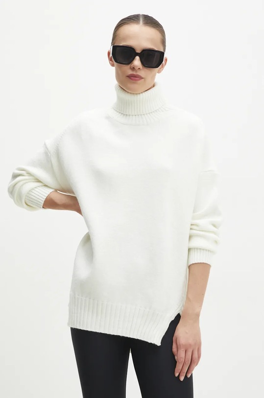 Пуловер Answear.LAB поло бежов 23756.tms