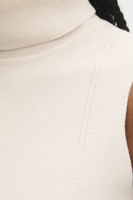 Vesta Answear.LAB MG59432.hlk