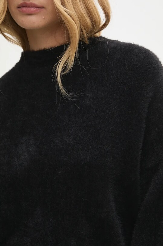 Answear.LAB sweter czarny tt4239.z.tos