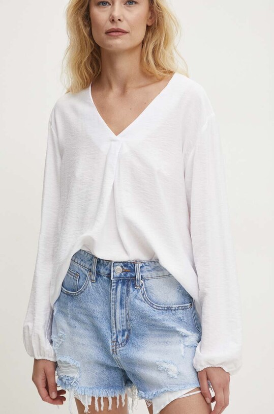 Answear Lab pantaloni scurti jeans albastru 1J736.7.hms