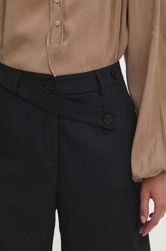 Answear Lab szorty czarny 9501.ijs