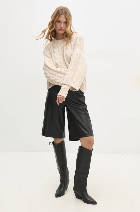 Answear Lab pantaloni scurti LD1555.hms negru WZ24