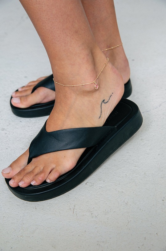 ANIA KRUK bransoletka ze srebra pokrytego złotem Venus SLTAS1440Z złoty ZA00