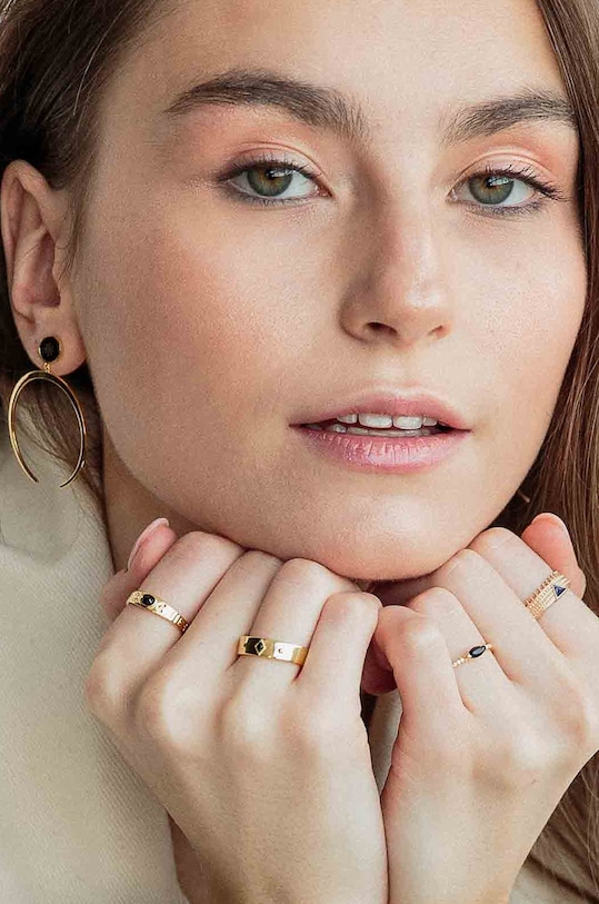 ANIA KRUK pierścionek ze srebra pokrytego złotem Sky SMRPS1190Z złoty ZA00