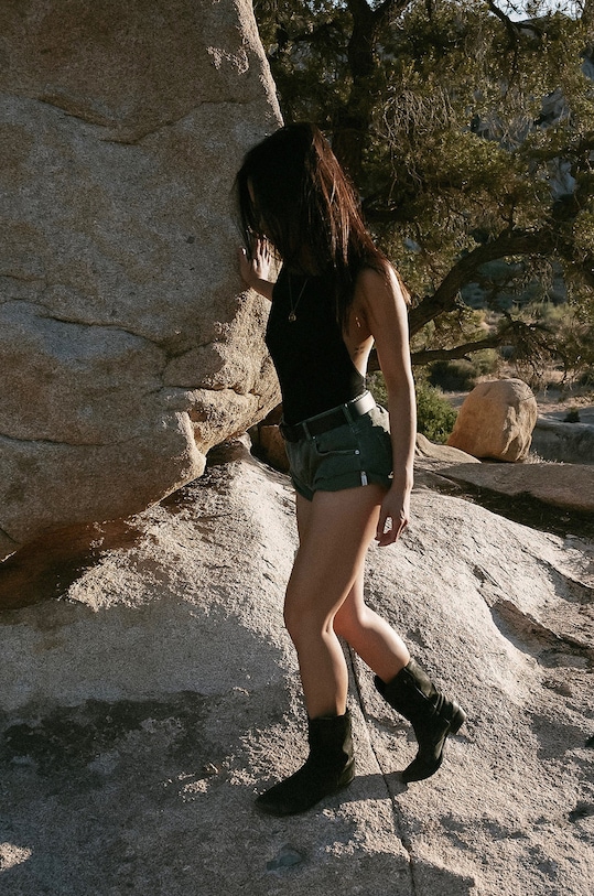 MUUV Strój kąpielowy TIED HALTER miękka czarny kostium.TIED.HALTER