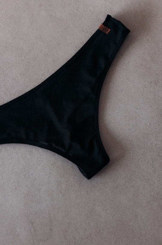 MUUV. figi CHERIE czarny figi.CHERIE.black