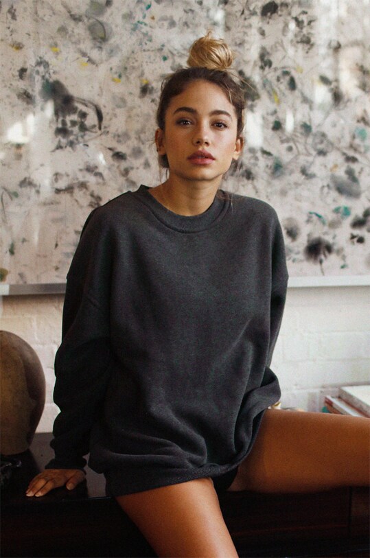 Bombažen pulover MUUV. Brez kapuce siva bluza.SOFT.TOUCH