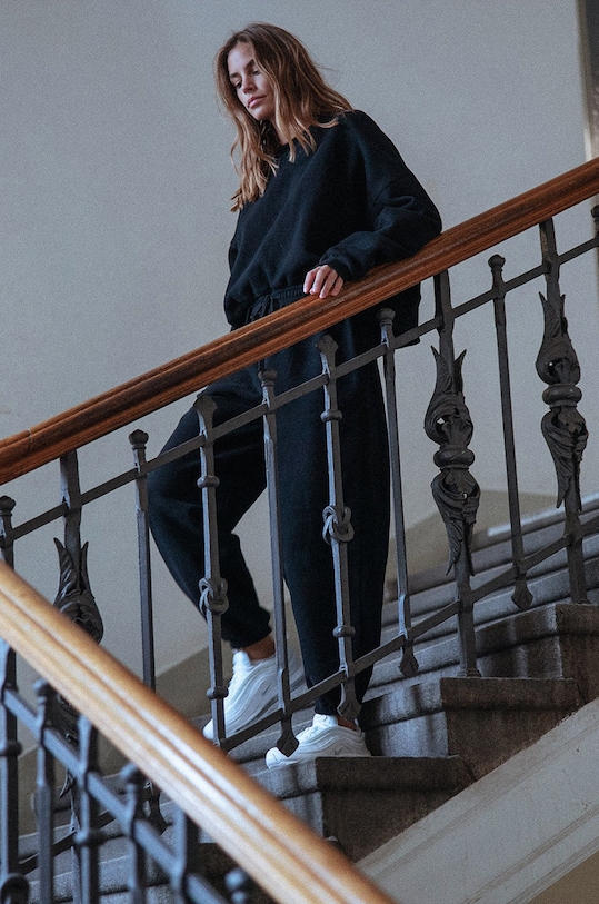 MUUV. bluza bawełniana SMOOTH COTTON bawełna czarny bluza.SMOOTH.COTTON.bla