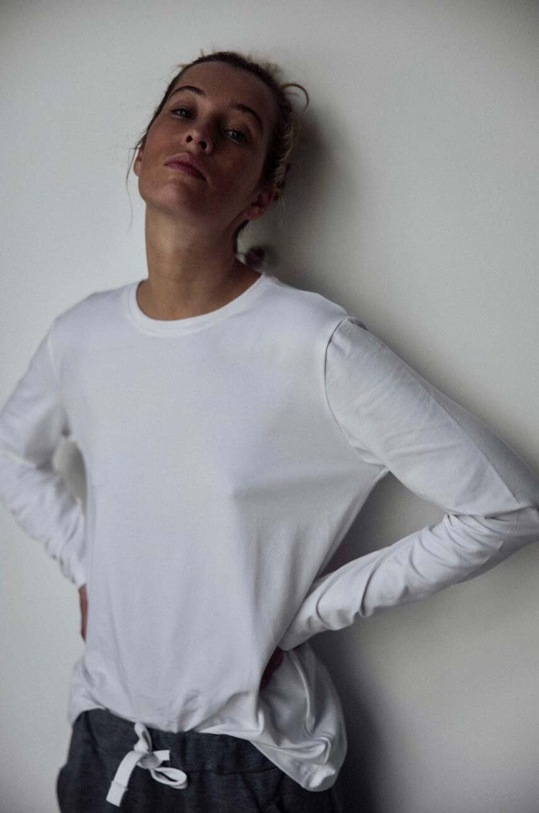 MUUV. longsleeve BASIC longsleeve.BASIC.white biały ZA00