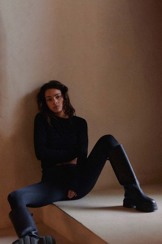 MUUV. longsleeve LIGHT RIB czarny longslee.LIGHTRIB.black