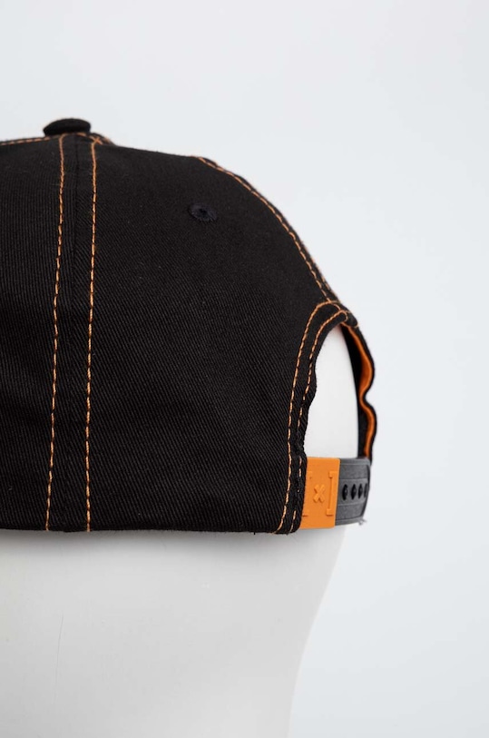 Кепка Capslab Naruto чорний CL.NC1.1.CASX.FOX1