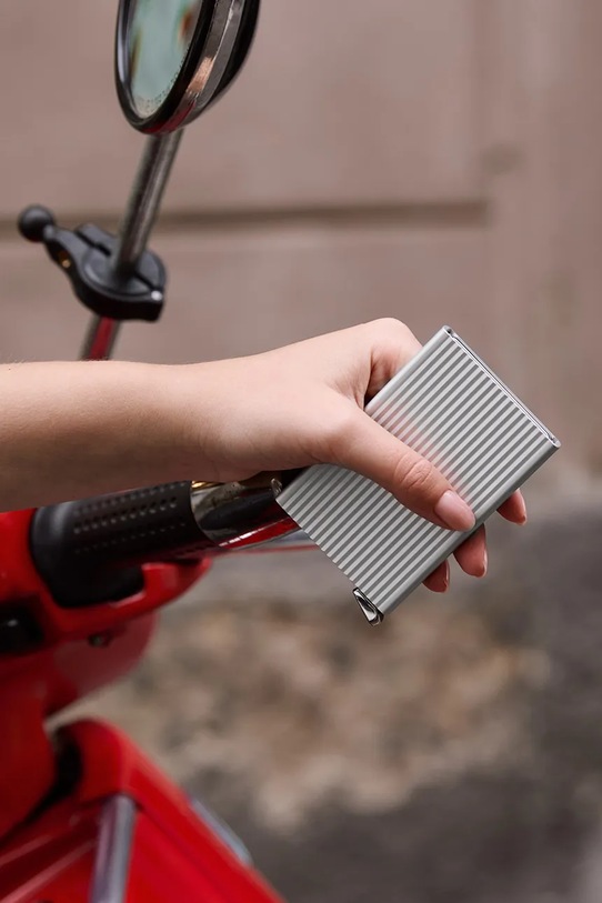 Secrid etui na karty FLUTED CFl.Fluted