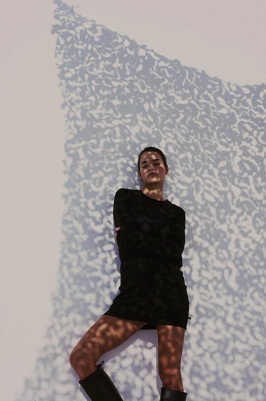 Odzież MUUV. sukienka READY OR NOT suk.kr.ready.or.not.bla czarny