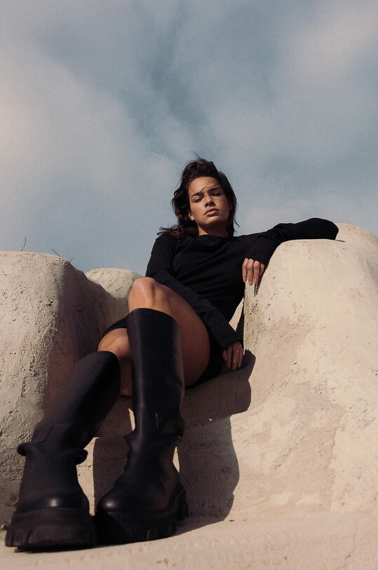 MUUV. sukienka READY OR NOT suk.kr.ready.or.not.bla czarny