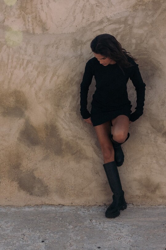 MUUV. sukienka READY OR NOT suk.kr.ready.or.not.bla