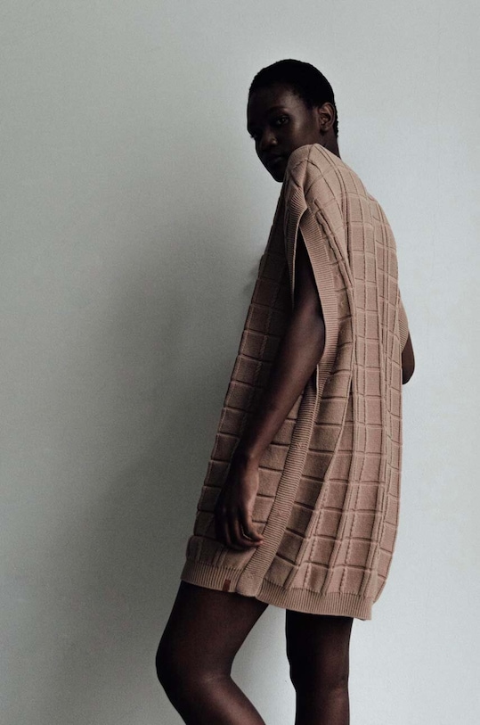 Odzież MUUV. sukienka CARRE sukienk.kr.CARRE.peanut brązowy