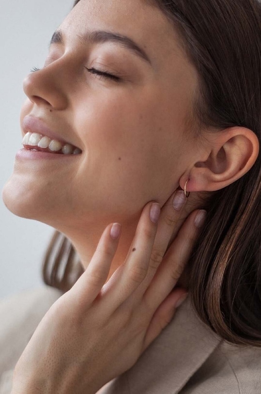 Ania Kruk - Срібні сережки з позолотою Trendy SLTKS1190Z