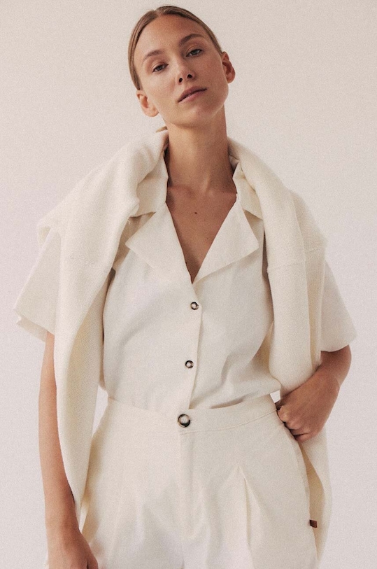 Πουκάμισο MUUV. POCHE με ελαστάν λευκό koszula.POCHE.offwhite