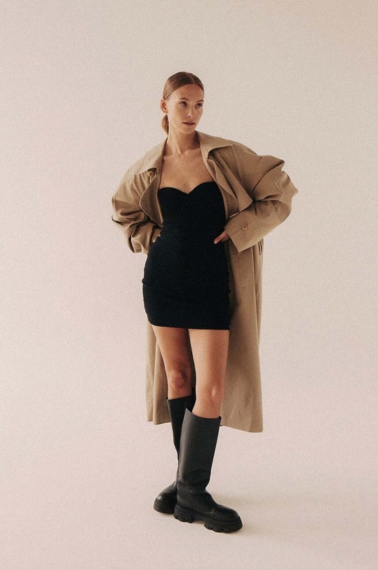 MUUV. sukienka LATE TO THE PARTY sukienka.krotka.late.bl czarny ZS23