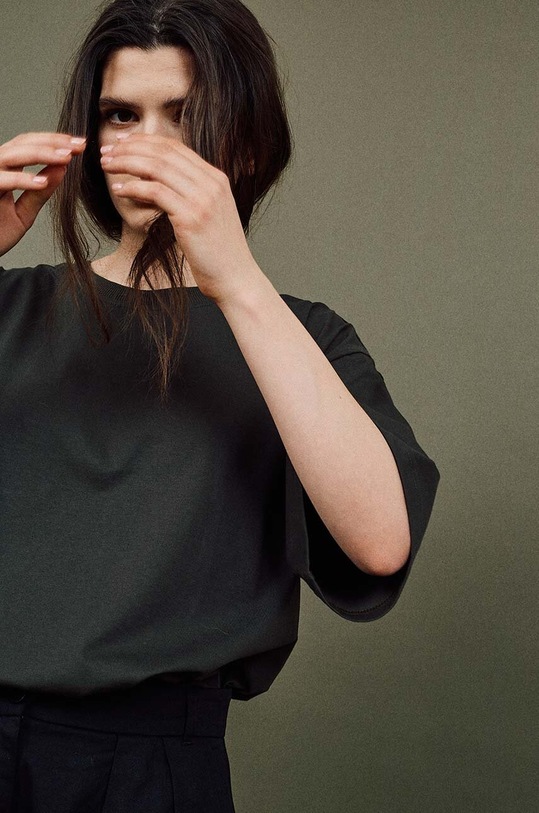 MUUV. t-shirt in cotone READY TO WEAR tshirt.READYTOWEAR.blck verde