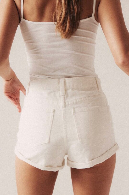 Хлопковый топ MUUV. PREMIUM koszulka.PREMI.offwhite белый