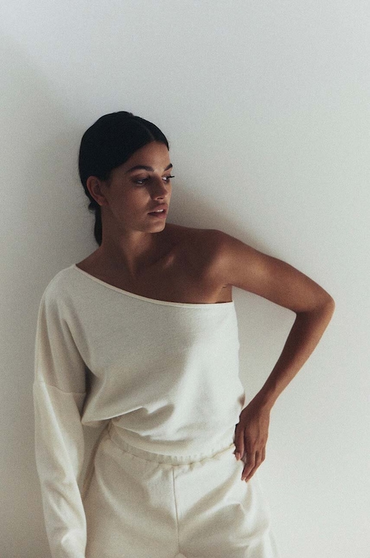 Лонгслив с примесью шерсти MUUV. MEU LAINE asym.longslee.MEU.LAINE белый ZW24