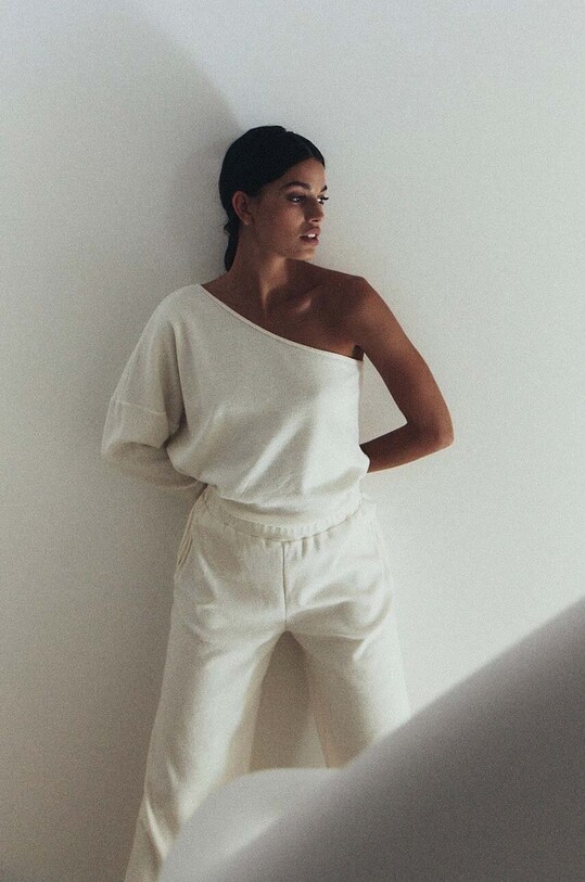 Одяг Лонгслів з домішкою вовни MUUV. MEU LAINE asym.longslee.MEU.LAINE білий