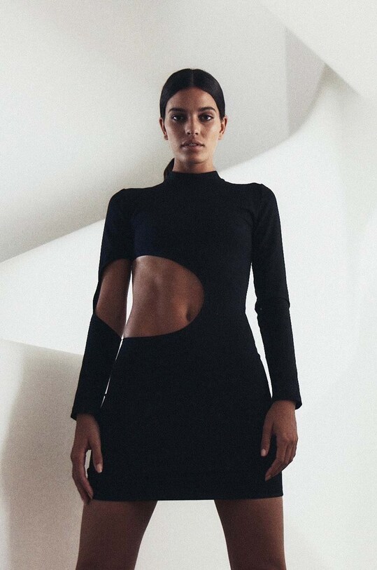 Хлопковое платье MUUV. Trou casual чёрный sukien.dlugi.rekaw.TROU