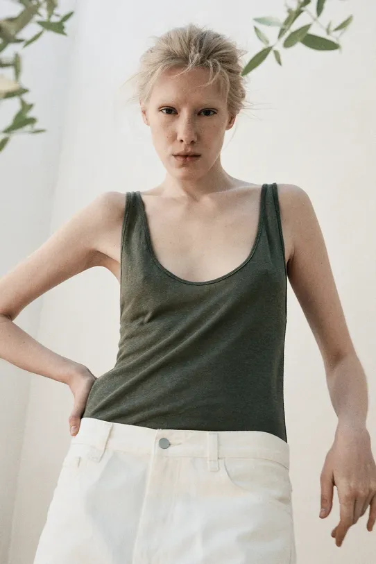 MUUV. top lniany CACHE regular zielony lniana.koszulka.CACHE