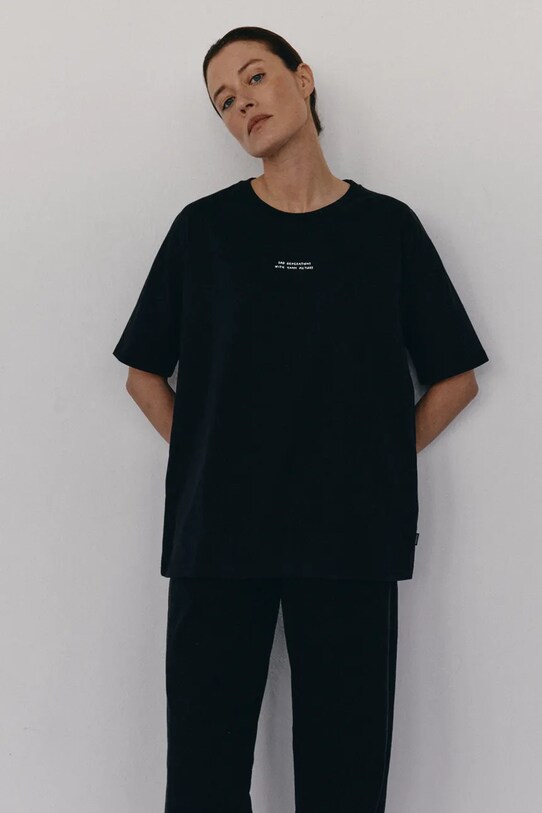 Хлопковая футболка MUUV. SAD GENERATION WITH HAPPY PICTURES хлопок чёрный boyfriend.t.shirt.SAD