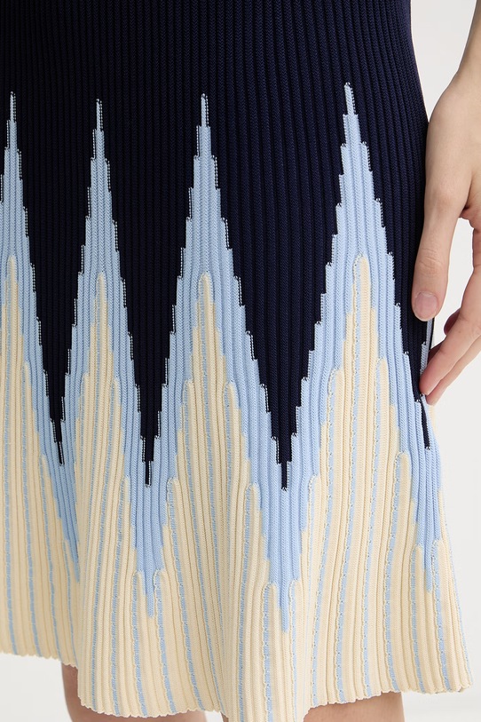 Silvian Heach sukienka sweterkowa z wiskozy ALLANDI GPP26495VE granatowy