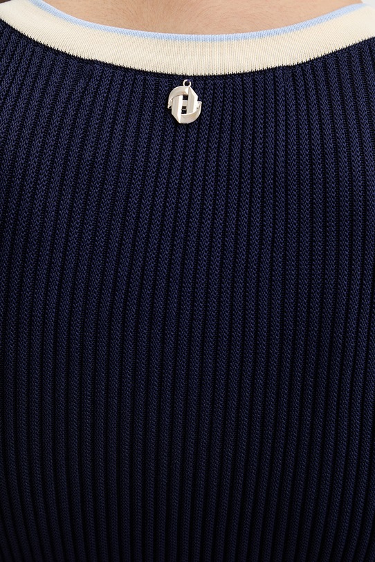 Silvian Heach sukienka sweterkowa z wiskozy ALLANDI GPP26495VE