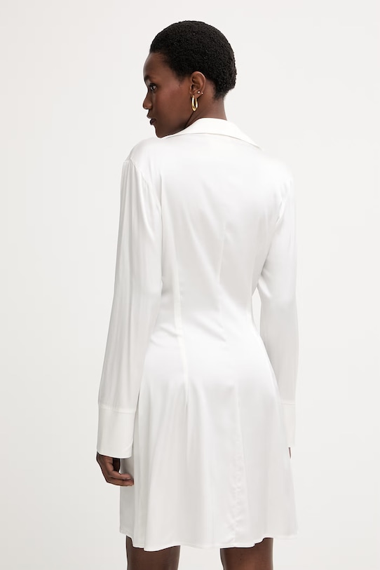 Odzież Silvian Heach sukienka z wiskozą SOLLIFO CVP26033VE beżowy